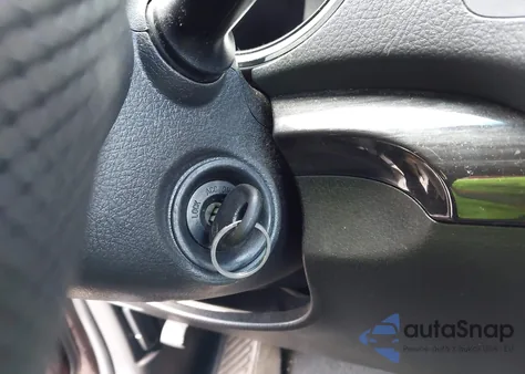 2011 Kia Sorento Lx z USA, uszkodzony, nr VIN 5XYKT3A13BG083476